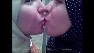 مولات الخمار arab lesbo love