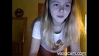 Sweet legal age teenager receive in nature's garb on web camera - vixxxcam.com
