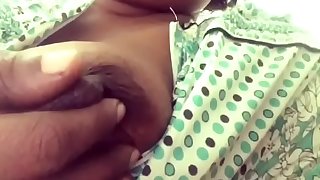 Mallu aunty playing with boobs