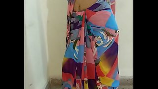 Indian desi wife removing sari and fingering pussy suck up to orgasm forth moaning