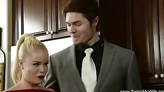 Wife Peaches Gets Fucked By A Stranger