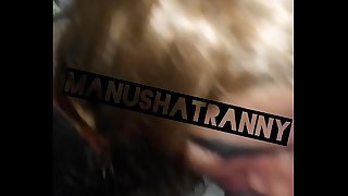 Indian Crossdresser slut Manusha Tranny giving a quick blowjob..!