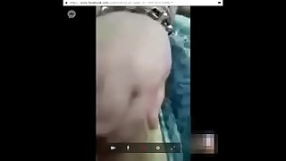 perra madura se masturba en facebook