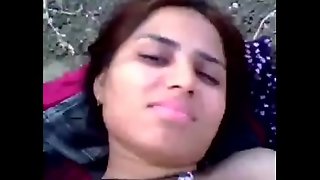 Muslim girl fuck with their way old hat modern just about to the forest. Delhi Indian sex video