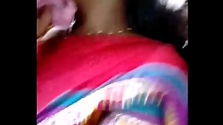 Sleeping aunty boobshow afraid blouse in public- delhi school