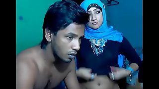 Newly Married South Indian Couple with Ultra Hot Babe WebCam Show (7)