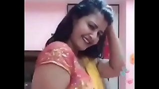 Indian Sexy Girls dance http://www.escortsinsurat.com