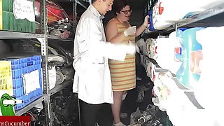 Replenishing the supplies of the workshop, he leaves with a fat woman blowjob